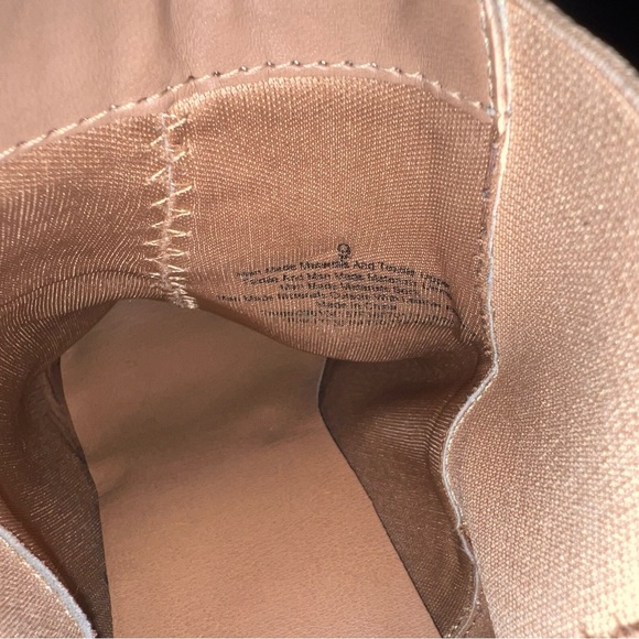 Tan Pointed Toe Chelsea Ankle Boots Faux Leather Block Heel Booties Size 9 - Picture 12 of 13